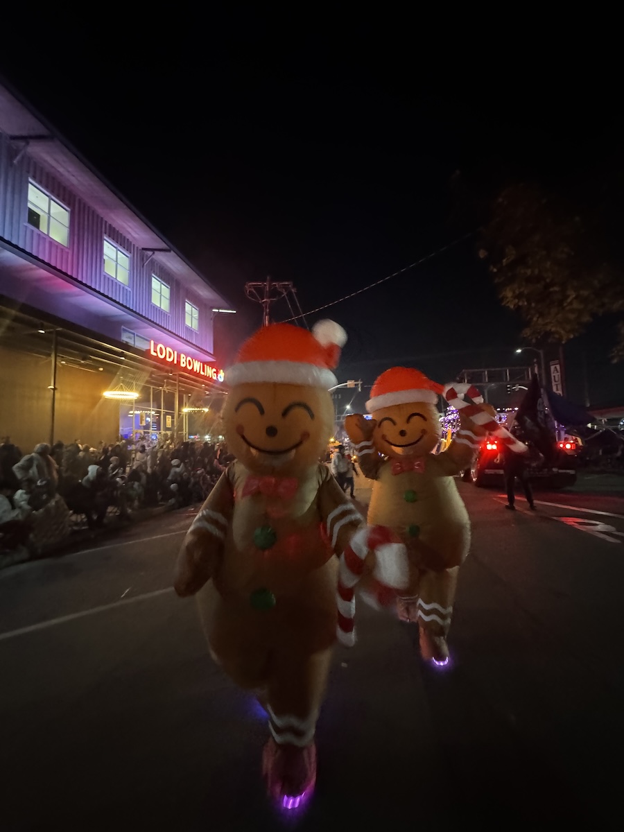 Lodi Parade of Lights 1