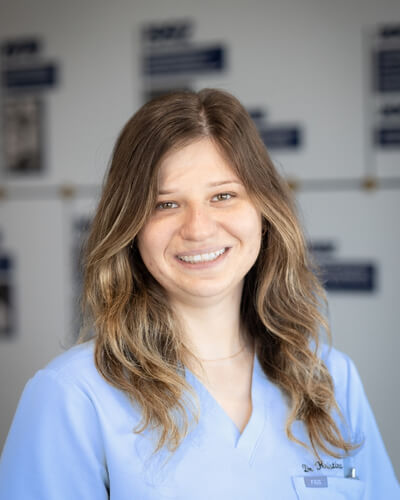Dr. Ghenta